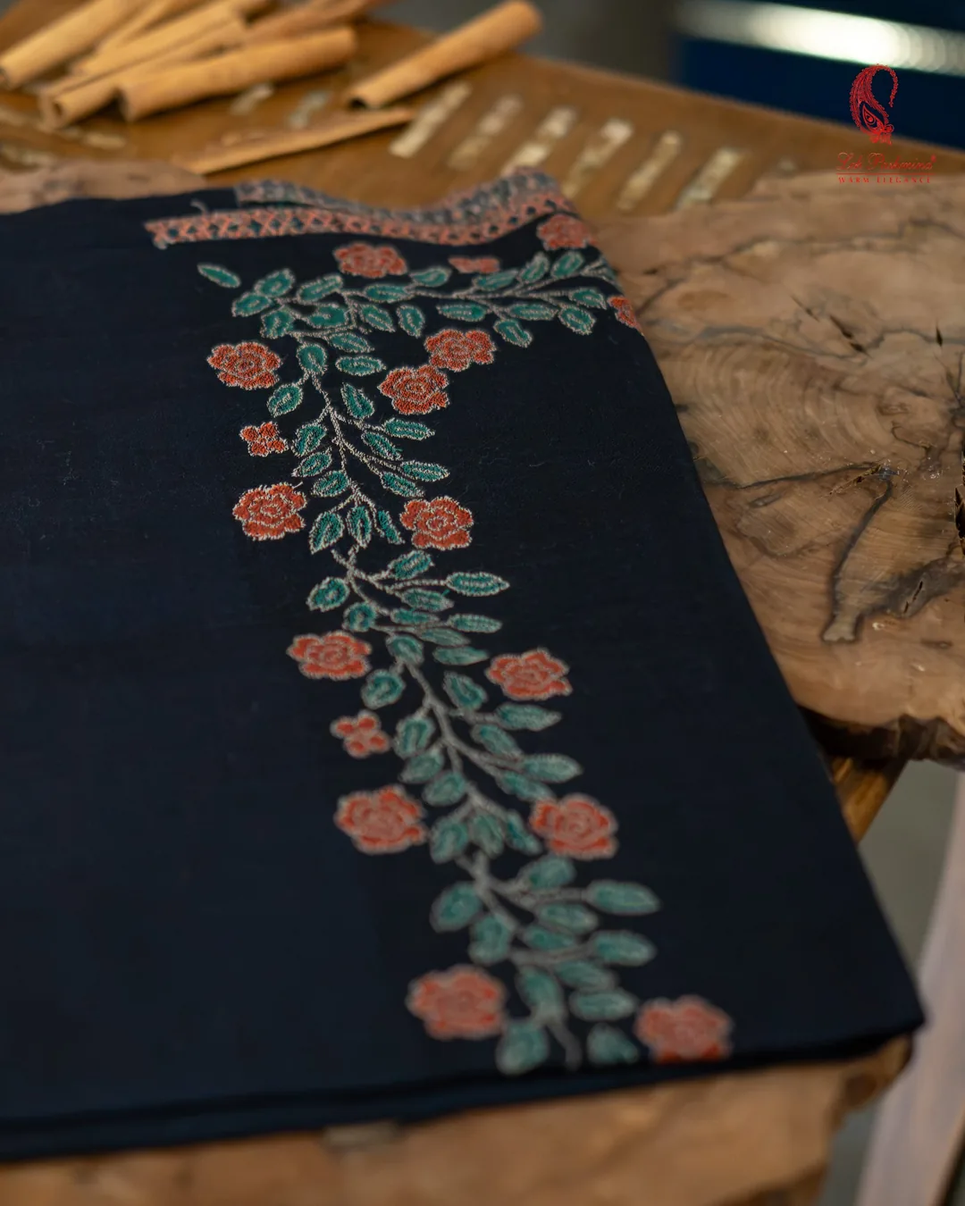 Black stole, rose-vine border